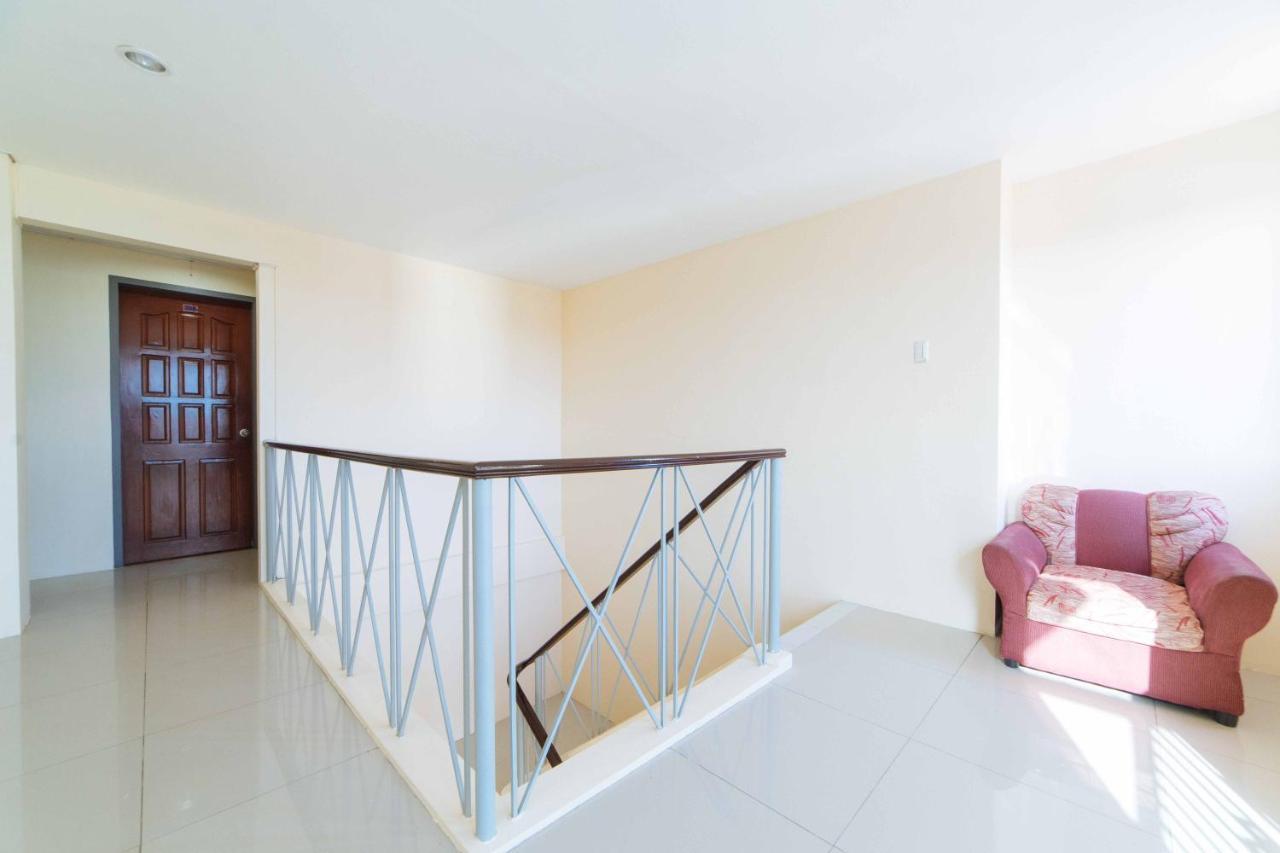 Reddoorz Near Davao International Airport Hotell Eksteriør bilde