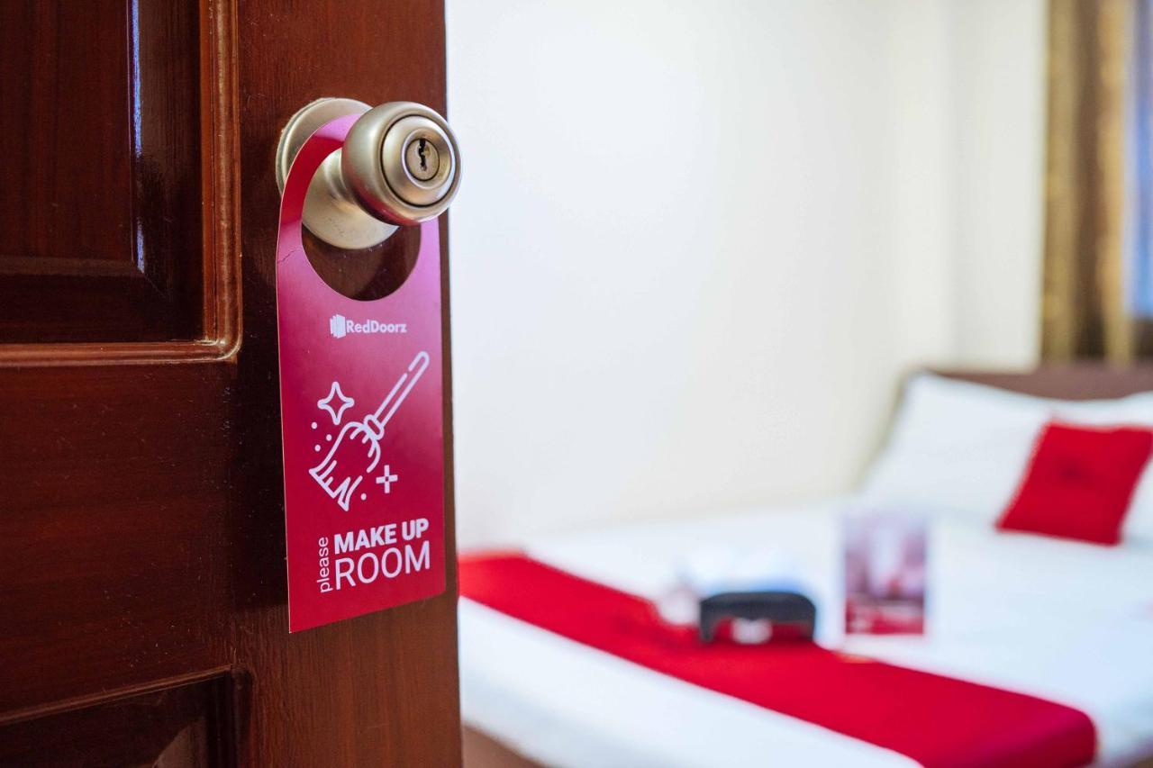 Reddoorz Near Davao International Airport Hotell Eksteriør bilde
