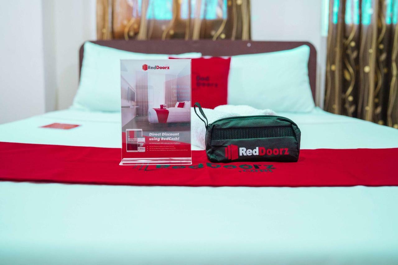 Reddoorz Near Davao International Airport Hotell Eksteriør bilde